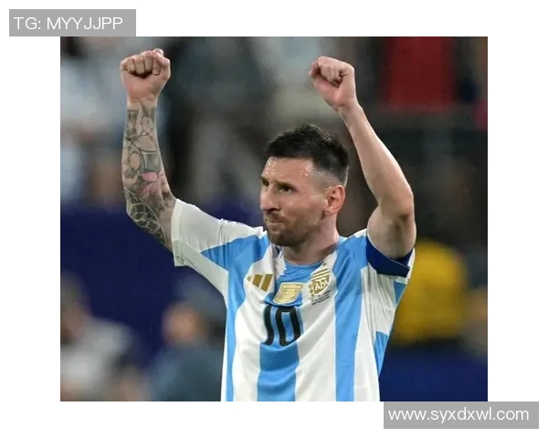 足球三大球星分别是谁 他们的传奇地位与影响力解析