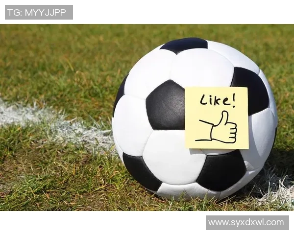 足球小玩具带你重温球星经典瞬间，玩转足球梦想世界